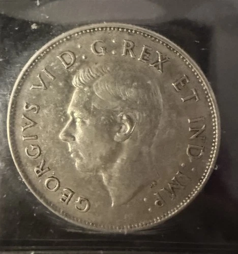 1947 Canada Fifty Cent - Straight 7 - ICCS VF-30 - YU 858