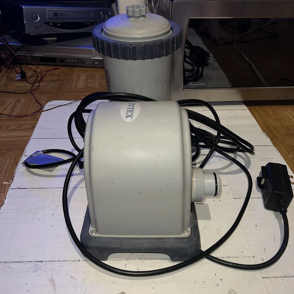 INTEX 28635EG C1500 Krystal Clear Cartridge Filter Pump for Above Ground Pools - Image 4 of 4