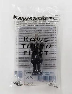 KAWS TOKYO FIRST Schlüsselanhänger schwarz Anhänger Sammlerstück 5,5 cm