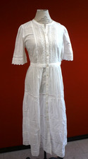 Gap Lace Eyelet Midi Dress Womens Medium White Short Sleeve Cotton Short Sleeve.