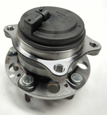 New OEM Hyundai Front Wheel Hub 2015-2017 Genesis Sedan G80 RWD