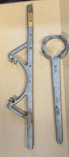 Briggs And Stratton Flywheel Holder 19167 And Clutch Starter Wrench 19114 Tools