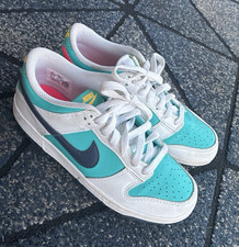 Nike Unisex Low Top Athletic Sneaker Lace-Up ...