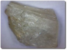 4.3 Carats CRISTAL DE PARGASITE Myanmar