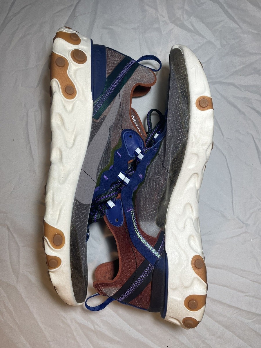 nike react element dusty peach