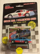 1989 43 RICHARD PETTY SERIES 1 - PLASTIC TIRE - STP  1271