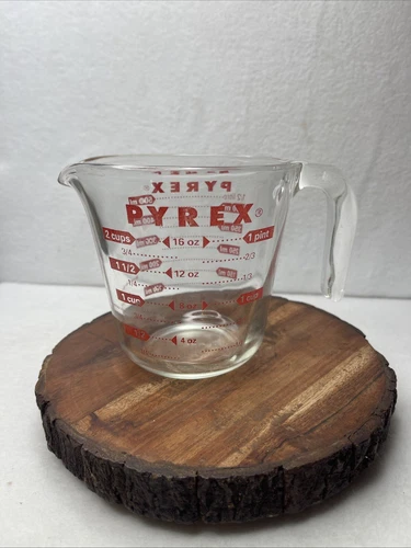 Pyrex Red Lettering 2 Cup 1/2 Litre Glass Measuring Cup Vintage