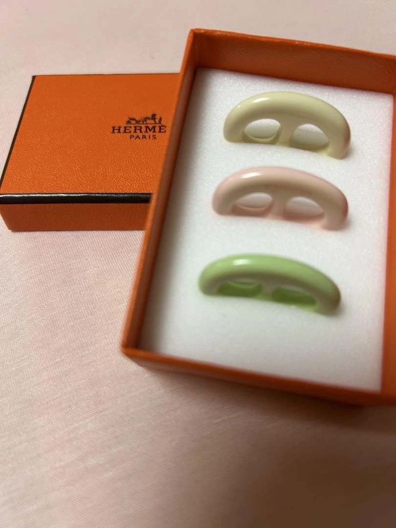 HERMÈS HERMES Chaine d'Ancre Sciarpa Anello Tribou Plastica Rosa Verde Avorio Scatola Inclusa