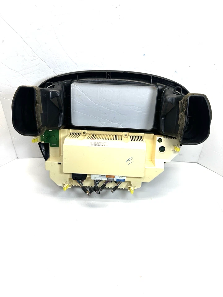 01-07 Sequoia 00-06 Tundra Climate Control Panel ATC OEM 84010-0C112-E0 Foto 2 de 4