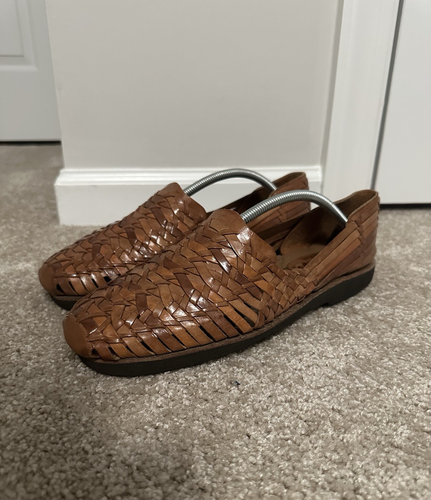 SunSteps Hand Woven Brown Leather Mens Slip On Shoes Size 10