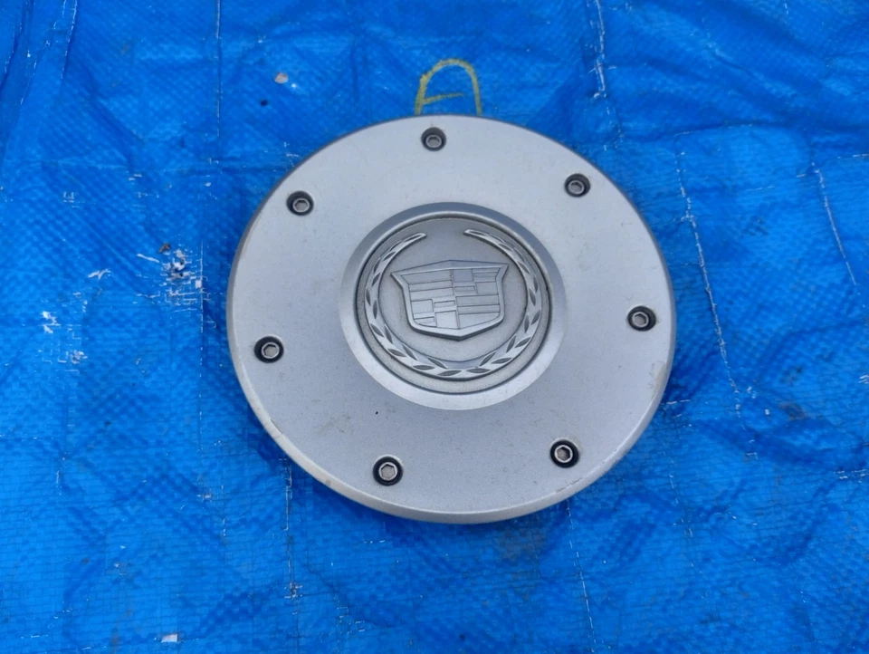 Tapa central de rueda Cadillac CTS 2003-2004 OEM PLATA 9594176 #a Foto 4 de 4