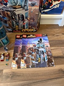 LEGO Marvel Set 75038 Attack on Avengers Tower inc Figures, Instructions, Box