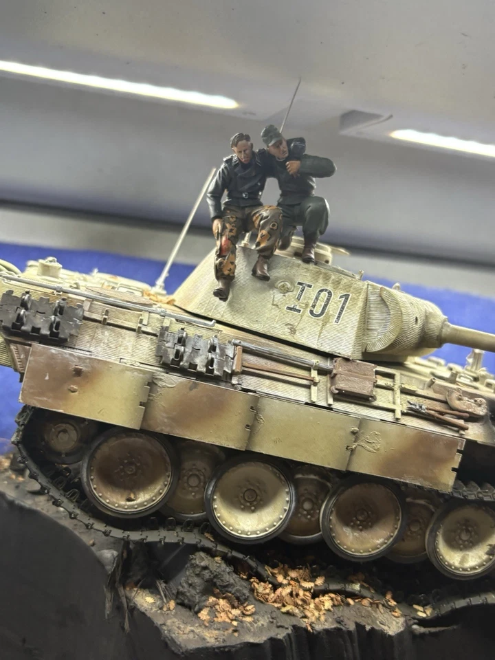 1/35 WW2 Diorama Wrecked Panther Tank - Image 4 of 4