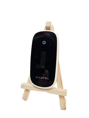 Alcatel One Touch OT-665 Klapphandy weiß