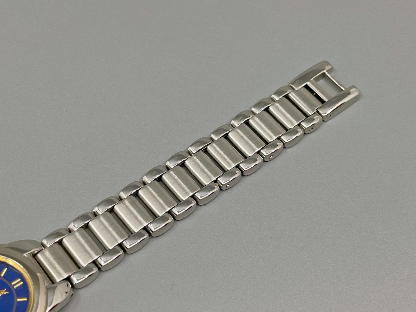 【Near Mint】Yves Saint Laurent Women's Qz 23mm Watch Navy Dial Gold US Stock thumbnail 14