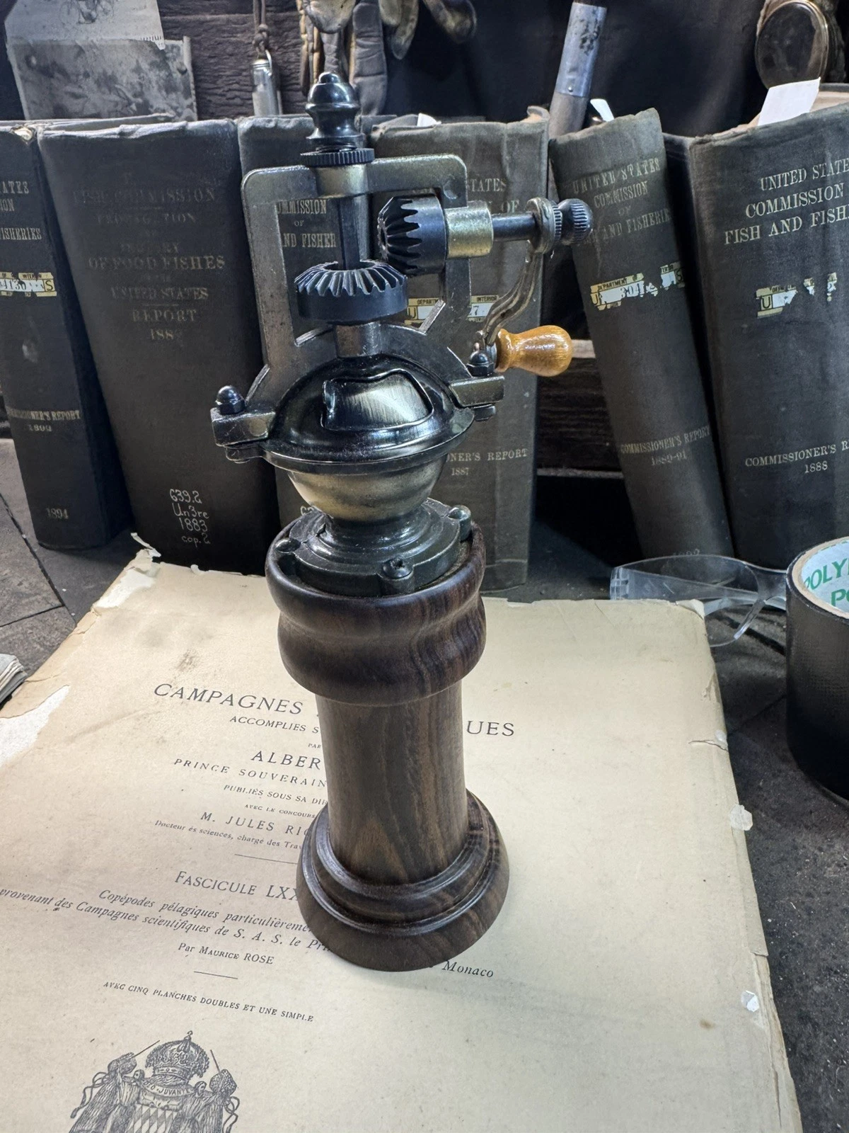 Vintage 9" Antique walnut wood Hand Crank Copper , Pepper Mill Spice Grinder