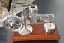 MOTORE HOG MOTOR IN ALLUMINIO CON BASE IN LEGNO PERFETTO MOTORE STIRLING