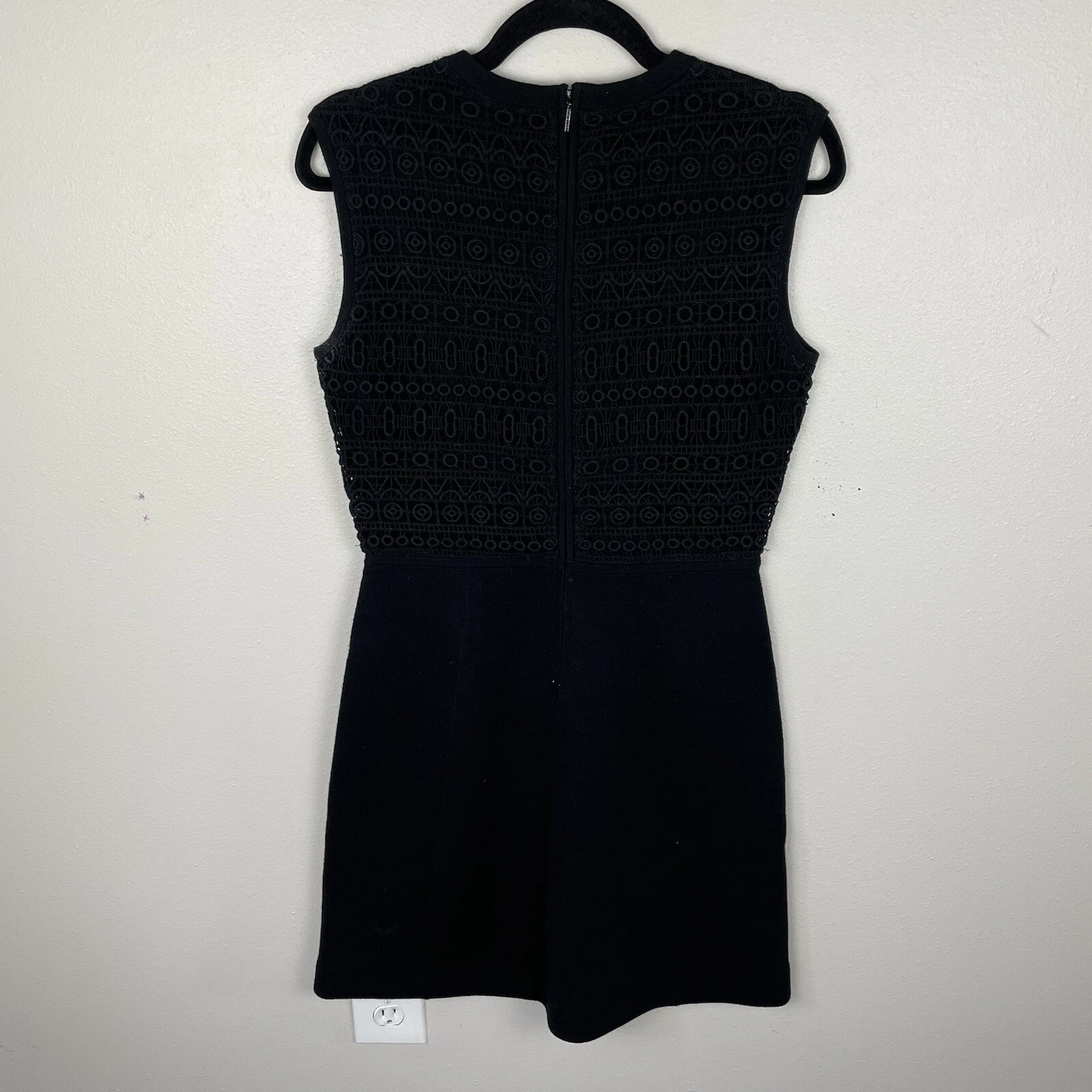 Abito Tory Burch nero Roberta in pizzo guaina taglia S occhiello in lana nera