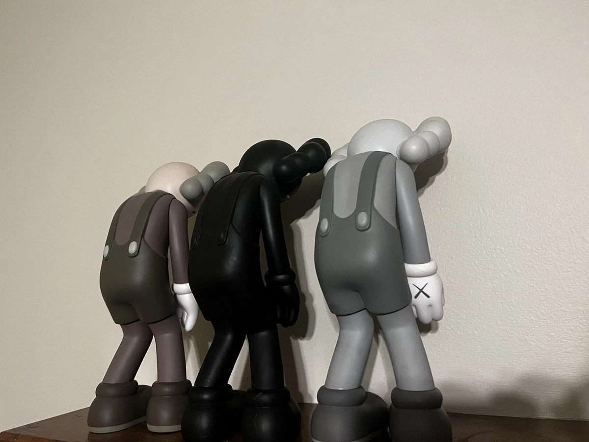 在庫処分】 KAWS SMALL LIE その他 - neatlinemaps.com