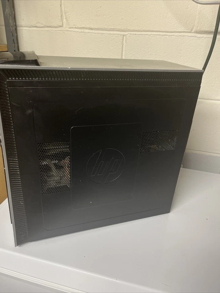 PC de escritorio HP Pavilion 500-c60 (1 TB, serie AMD A, 2 GHz, 8 GB) - 500-c60 Foto 2 de 4