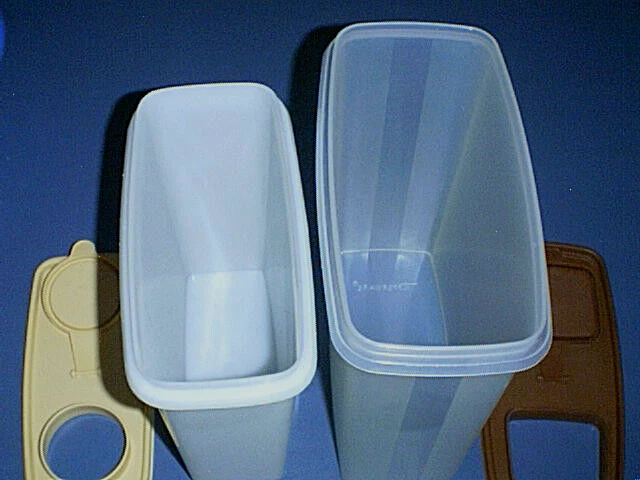 TUPPERWARE Cereal Keepers 20 Cup #1588 and 13 Cup #469 BROWN & ALMOND/TAN Seals - Image 3 of 3