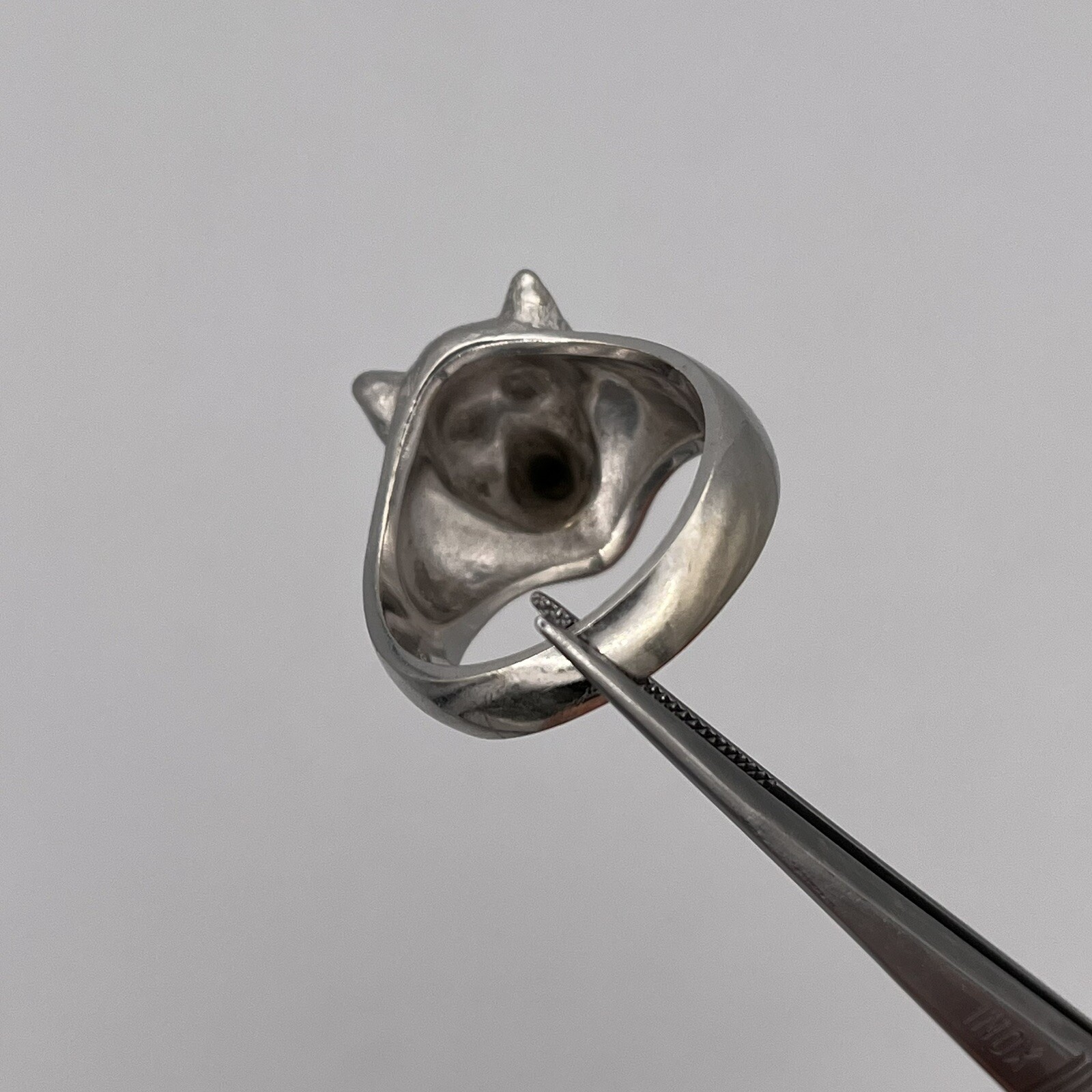 Men's 14k White Gold Solid Wolf Head Ring Size 11… - image 4