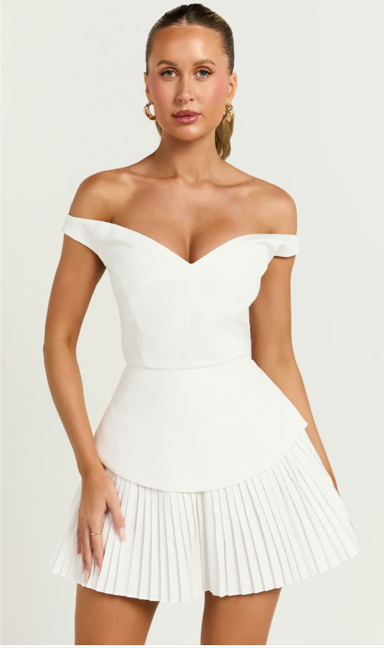 graduation dresses white SHOWPO size 4 brand new | eBay