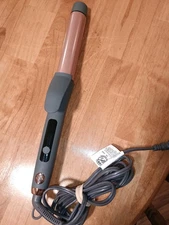 Hairitage Curling Iron NWOT