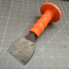 Mayhew 2-3/4 in. x 9 in. Guardian Handguard Electrician Chisel Made In USA