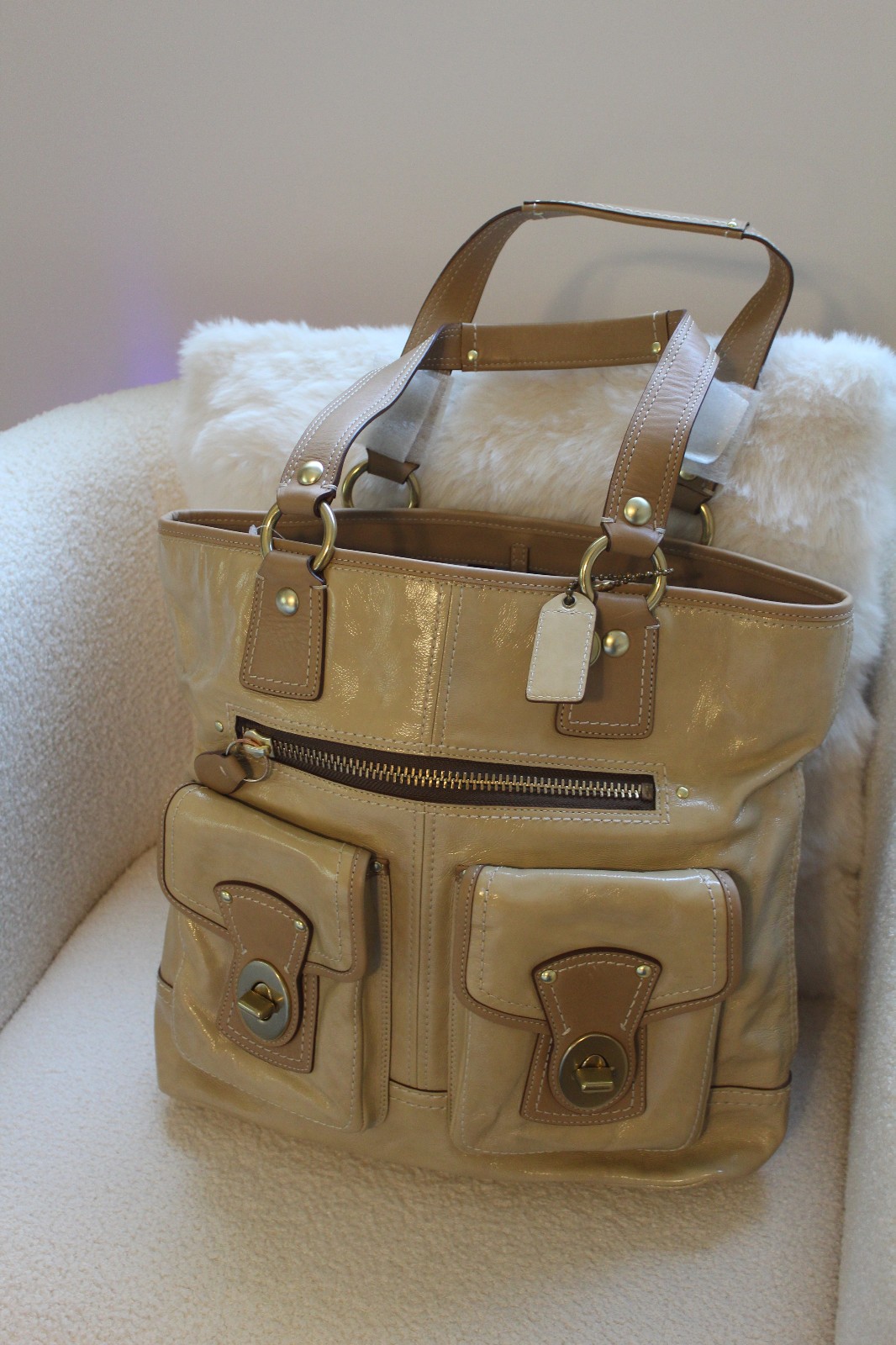 Coach Ltd Ed Spectator Putty Patent Leather GIGI Legacy LG Tote Bag Purse RARE!