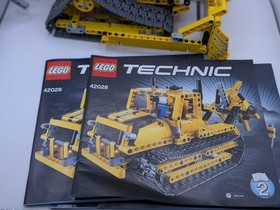 LEGO TECHNIC:  Bulldozer/ Wheel Trencher (42028) - Used - Complete With Manual 