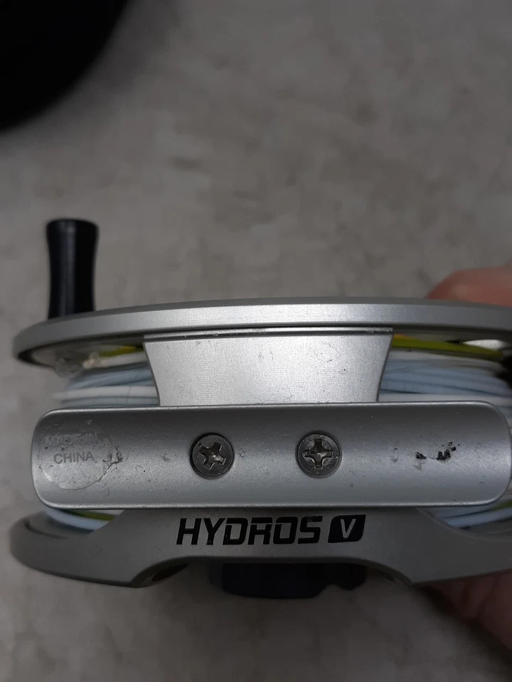 Carrete de pesca con mosca Orvis Hydros V con bolsa - Buen estado usado Foto 3 de 4