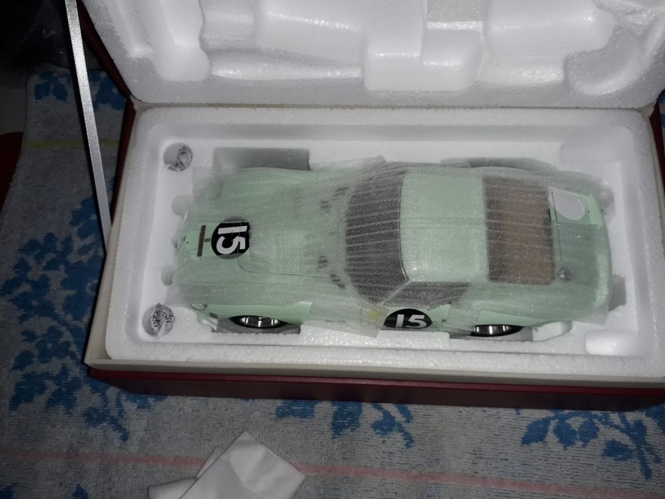 FERRARI 250 GTO WINNER GOODWOOD  STIRLING MOSS 1962 1/18 CMC - Photo 2/4