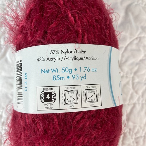 Moda Dea Dream "Raspberry" Discontinued & HTF Yarn -- 6 Skeins - Picture 3 of 5
