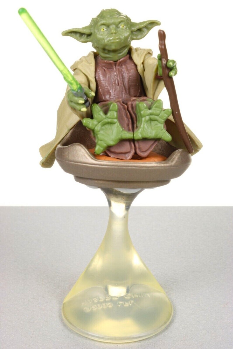 Star Wars Saga YODA Padawan Lightsaber Training Complete Figure
