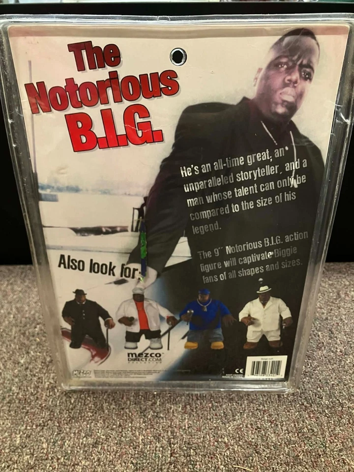 RARE 2006 Mezco 9" Notorious B.I.G. With Beige Suit Action Figure NEW SEALED - Image 4 of 4