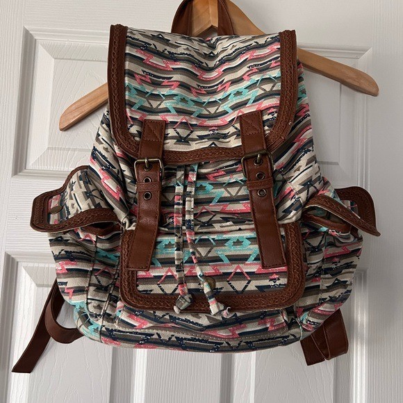 MUDD Backpack Faux leather Trim Black White Textile Material Aztec tribal Mudd Backpack Bags & Handbags for Women for sale - eBay main image 3