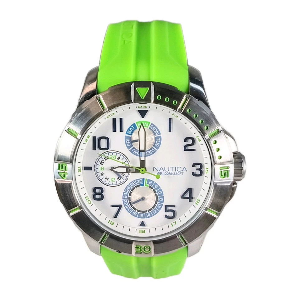 Nautica 47 MM  Men's Green Dive Watch with Subdials and Date Display NOS - Image 2 of 4