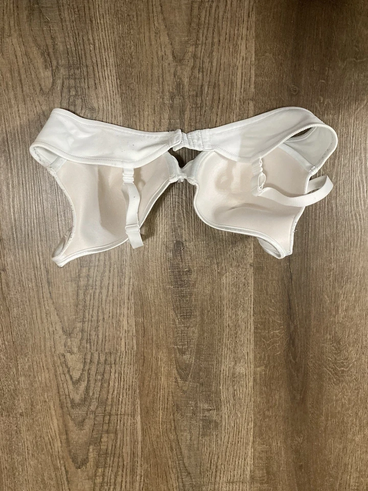 Vanity Fair Women's Bra White T Shirt Lightly Lined Size 38B - Image 4 of 4