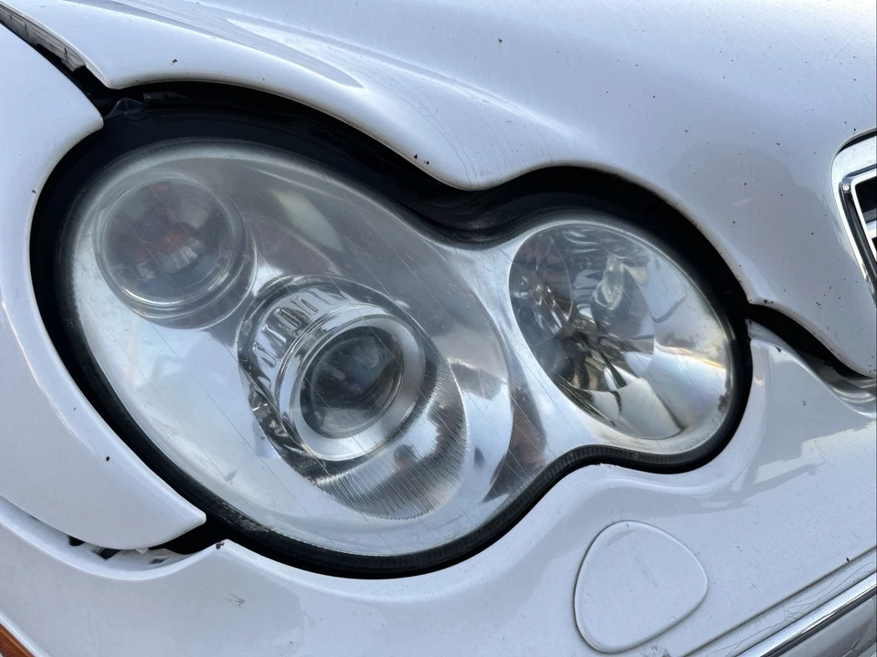 Farol de xenônio direito classe C 2003-2007 Mercedes W203 totalmente testado - Imagem 3 de 4