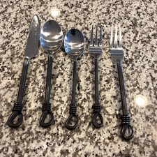 Gormet Settings Servizio Bronzato Scuro per 8 Posate più Set da Servizio 5 Pezzi