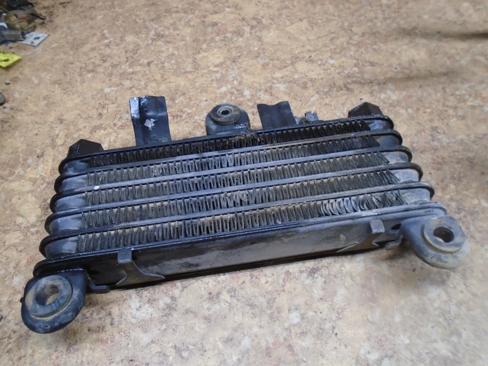 Kawasaki ZG1000 ZG 1000 2001 Concours enfriador de aceite del motor refrigeración 2000 1999 01 Foto 3 de 3