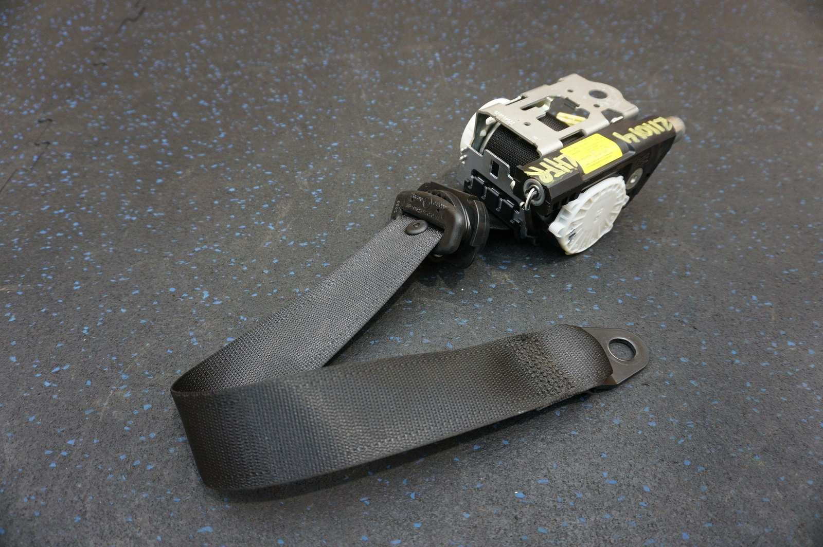 Rear Left Seat Belt Retractor Black 80578400 85669405 OEM Ferrari California 12
