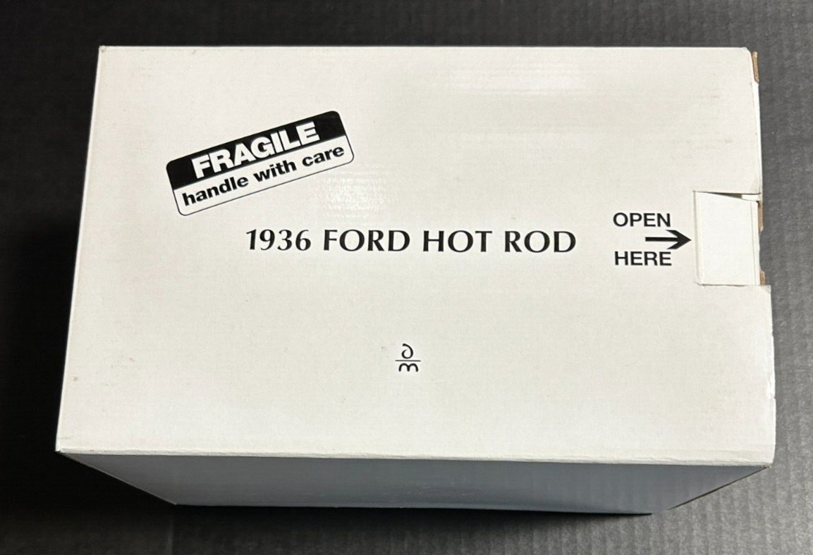 DANBURY MINT 1936 FORD HOT ROD 1:24 Scale Diecast Car IN ORIGINAL