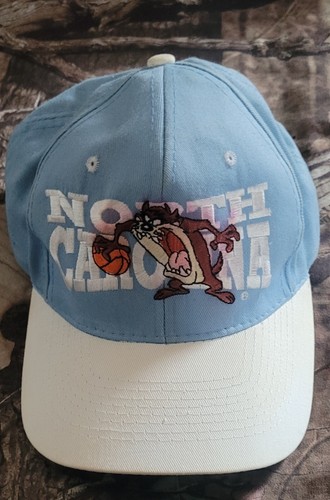 RETRO 1993 University of North Carolina Teerabsätze tazmanischer Teufel Druckknopflasche Mütze