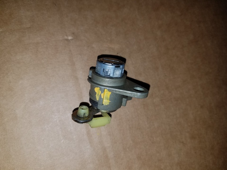 2004 ISUZU RODEO IGNITION SWITCH DRIVER PASSENGER TAILGATE DOOR LOCK