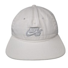 Nike SB Skateboard Snapback Hat White OSFA Embroidered Logo S1ze