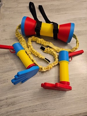 Poppy Playtime Grab Pack shooter and Backpack cosplay with interchangeable hands