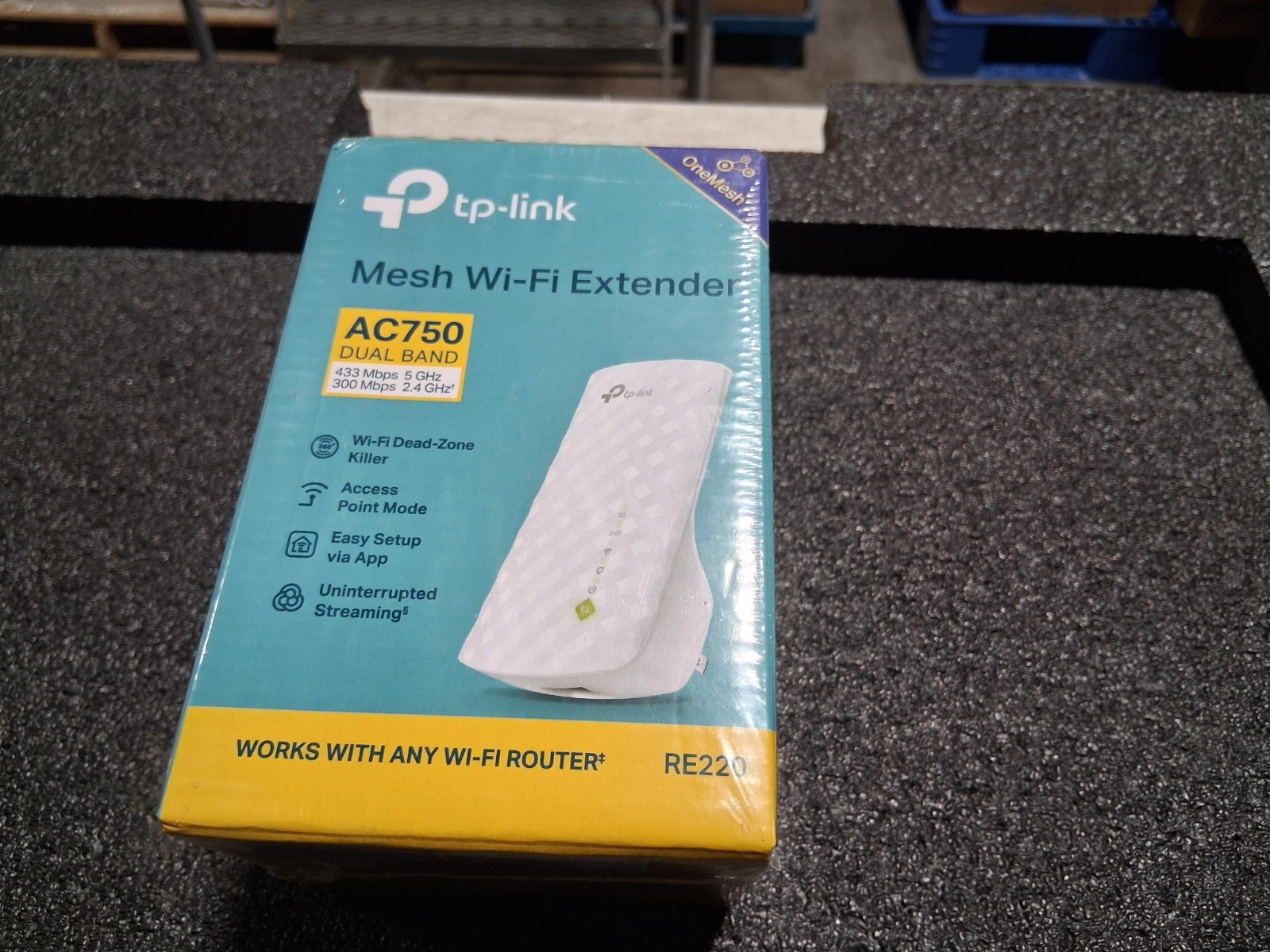 TP-Link RE220 AC750 Mesh Wi-Fi Extender 433Mbps Capable
