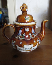 Vintage Measham ware/bargeware treacle glazed teapot 8" 20 cm tall